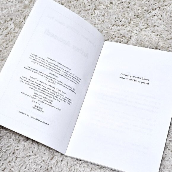 Arthur Children's Chapter Book Series 1-5. Softcover. GUC. - Picture 15 of 16